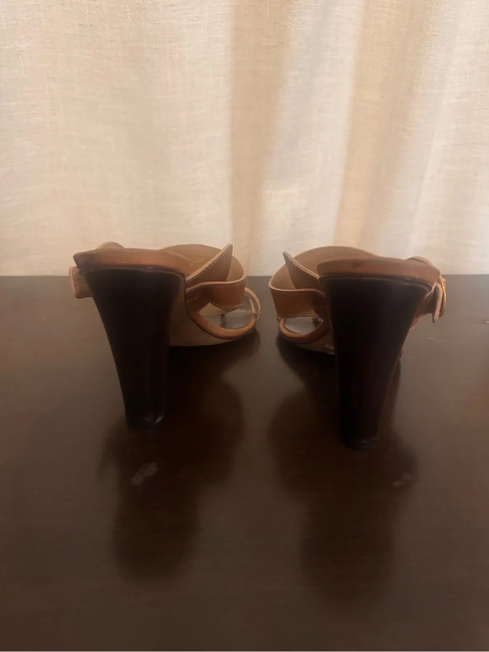 Giuseppe Zanotti Tan Leather Toe-Loop Slide Heels
